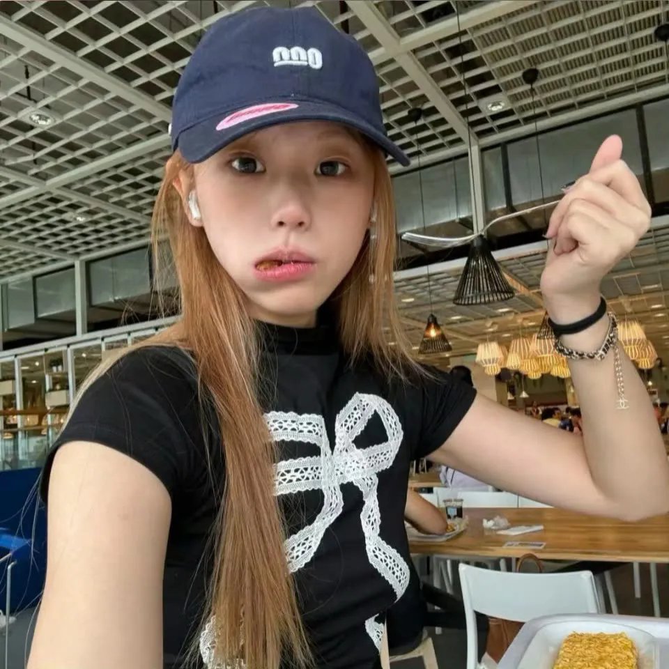 轰炸街头
